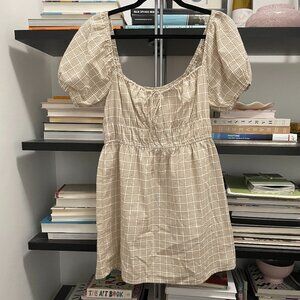 gingham puff sleeve dress